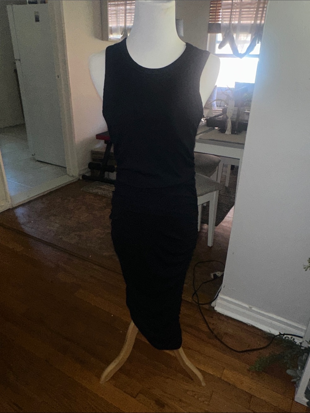 Classic Black Sleeveless Ribbed Midi Dress